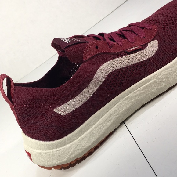 NWT Vans UltraRange VR3 All Purpose Trainers Men’s 8 Women’s 9.5 - Picture 7 of 10